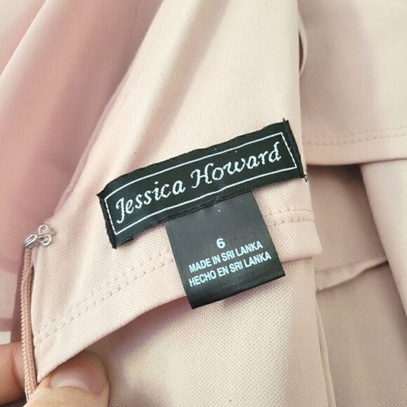 Jessica Howard Glitter Lace Sheath Dress with Attached Capelet Pink 6 - Picture 4 of 11